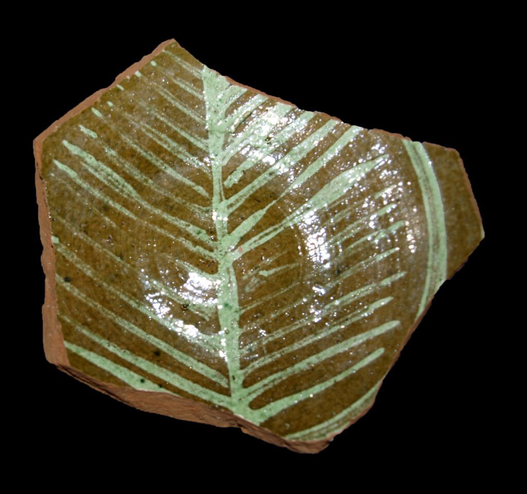 Χαράγματα στη βυζαντινή εφυαλωμένη κεραμική της Αργολίδας